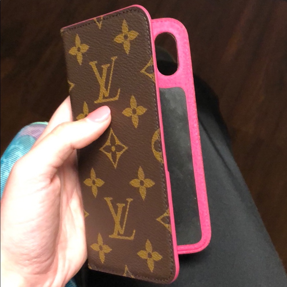 Louis Vuitton folio IPhone X
